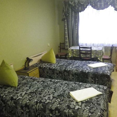 Stradnieku Viesnica Hostel Вентспилс Екстериор снимка